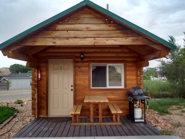 Bryce Canyon Villas Cabin Front Bryce Canyon Villas Cabin Front